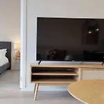 Brand New Stylish 2Br Apartment- Free Parking